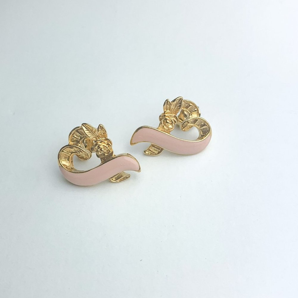 Vintage 80s signed Avon gold tone heart earrings with pink ribbon and a rose